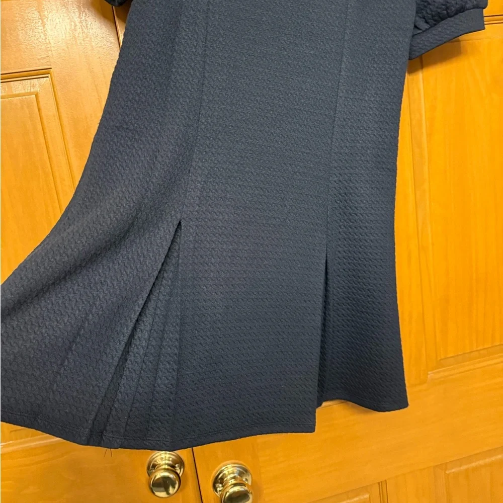THML navyTextured Short Dress with White Piping - Picture 4 of 7